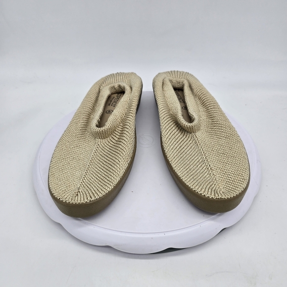 Arcopedico Shoe Women's 9 / 40 Elio Parodi Biege Knit Mesh Comfort Flats Vegan - Picture 2 of 9